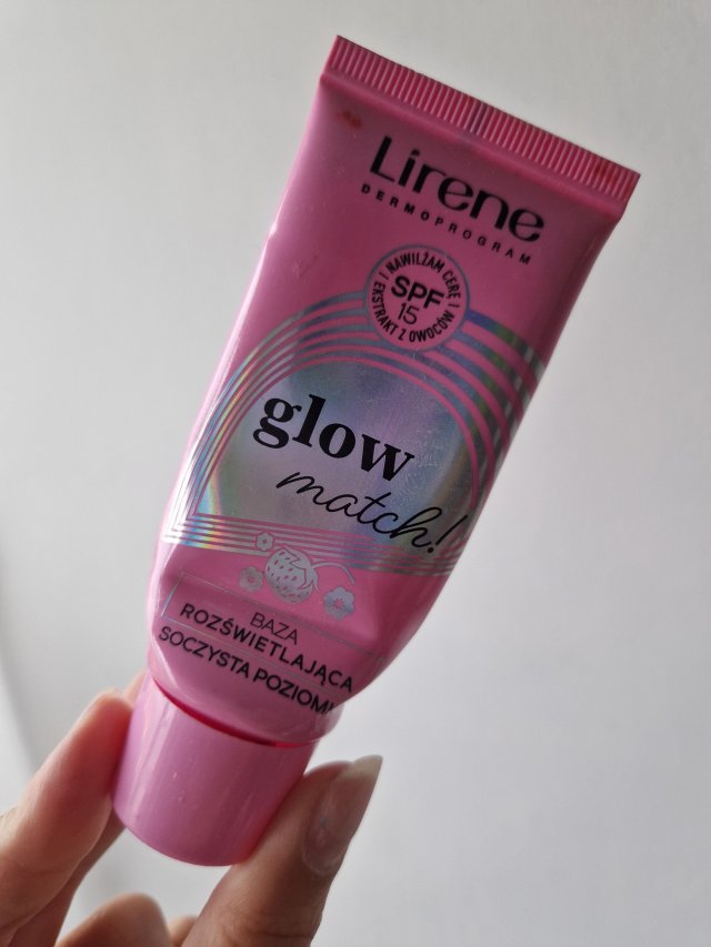 Lirene Dermoprogram, Glow Match!, Baza pod makijaż, Rozświetlająca, Nawilżam cerę, Soczysta poziomka