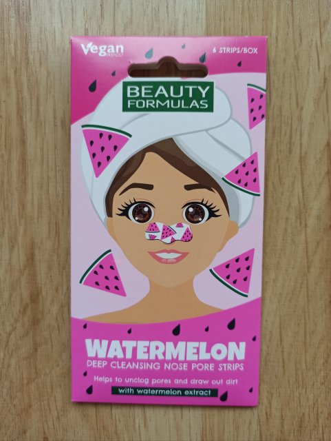 Denkowanie część druga :) Grudzień, kosmetyki w świątecznych opakowaniach lub w świątecznych kolorach: czerwonym, zielonym i złotym 