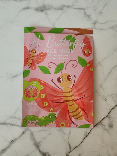 Denkowanie część druga :) Grudzień, kosmetyki w świątecznych opakowaniach lub w świątecznych kolorach: czerwonym, zielonym i złotym 