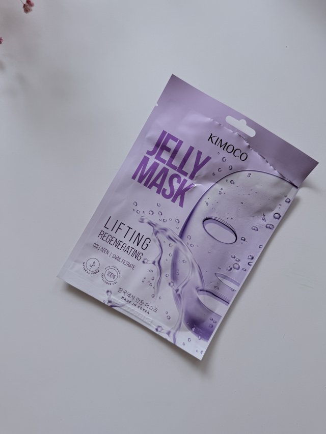 Denkowanie część druga :) Grudzień, kosmetyki w świątecznych opakowaniach lub w świątecznych kolorach: czerwonym, zielonym i złotym 