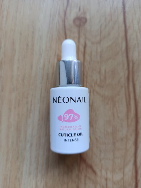 Denkowanie część druga :) Grudzień, kosmetyki w świątecznych opakowaniach lub w świątecznych kolorach: czerwonym, zielonym i złotym 