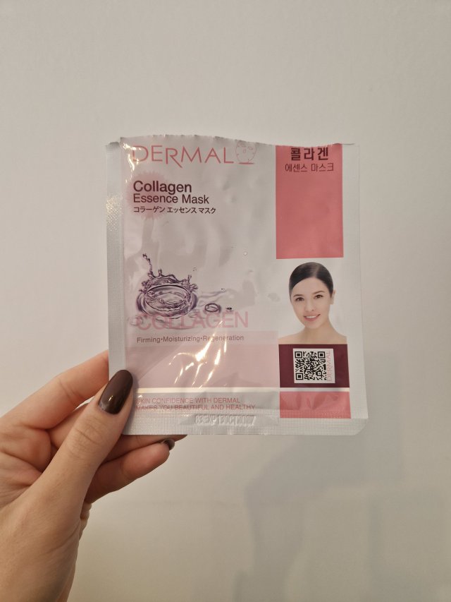 Denkowanie część druga :) Grudzień, kosmetyki w świątecznych opakowaniach lub w świątecznych kolorach: czerwonym, zielonym i złotym 