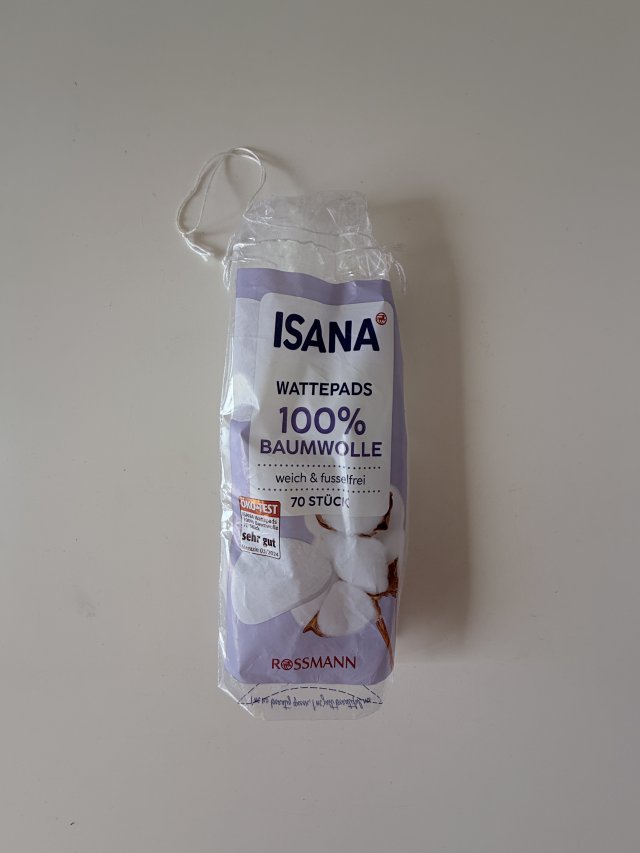 Denkowanie część druga :) Grudzień, kosmetyki w świątecznych opakowaniach lub w świątecznych kolorach: czerwonym, zielonym i złotym 