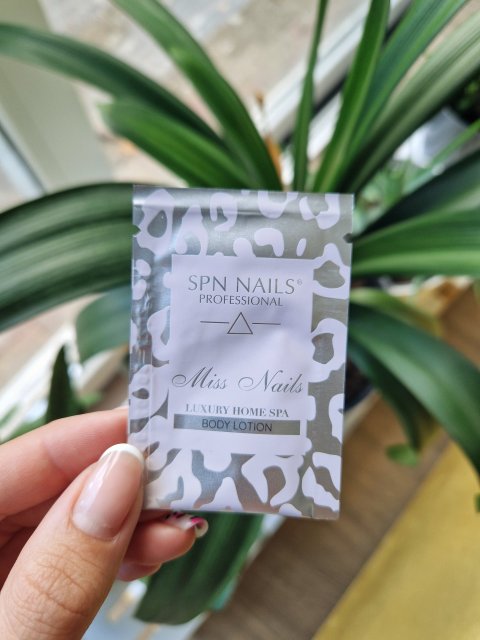 SPN Nails Balsam do ciała i rąk, Luxury Home Spa, Miss Nails
