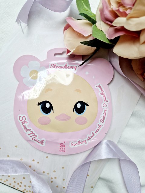 SINSAY Maska do twarzy w płacie, Strawberry, Kojąca, Betaina i d-panthenol