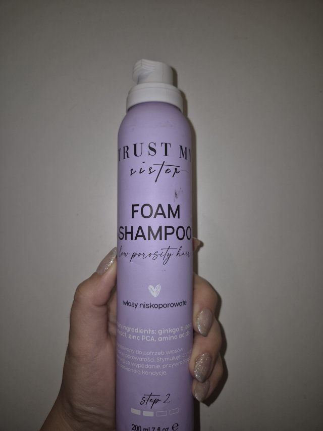 Denkowanie część druga :) Grudzień, kosmetyki w świątecznych opakowaniach lub w świątecznych kolorach: czerwonym, zielonym i złotym 