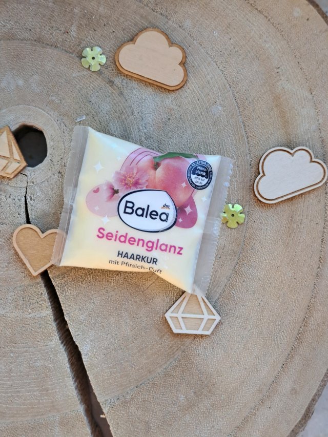 Balea Kuracja do włosów, Seidenglanz, Jedwabista gładkość, Pfirsich-Duft
