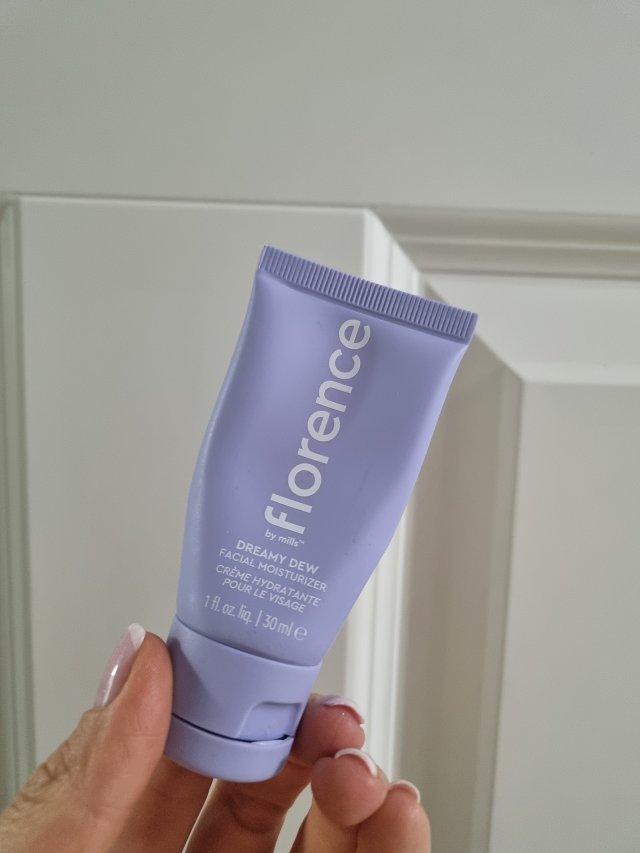 Denkowanie część druga :) Grudzień, kosmetyki w świątecznych opakowaniach lub w świątecznych kolorach: czerwonym, zielonym i złotym 