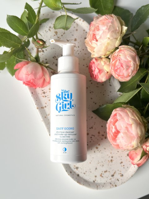 Be The Sky Girl Easy Going, Emulsja do mycia i demakijażu twarzy 2w1