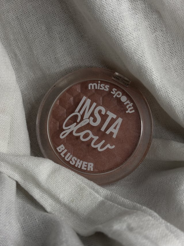 Miss Sporty Insta Glow, Róż do policzków, nr 001 Luminous Beige 