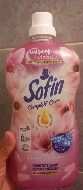 Denkowanie część druga :)  Październik: kolory spadających liści i kolory jesieni: brąz, czerwień, pomarańcz i żółć, a także beżowy i złoty 