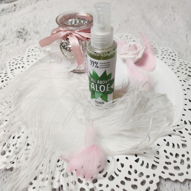 All About Aloe Tonik do twarzy, Aloes