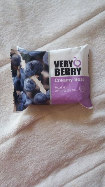 Very Berry Mydło w kostce, Acai & amaranth oil