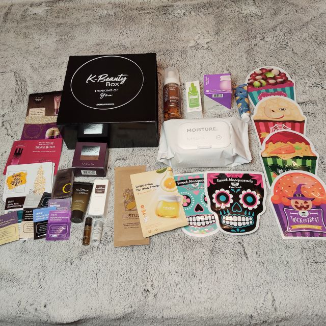 K beauty Halloween Box październik 2020