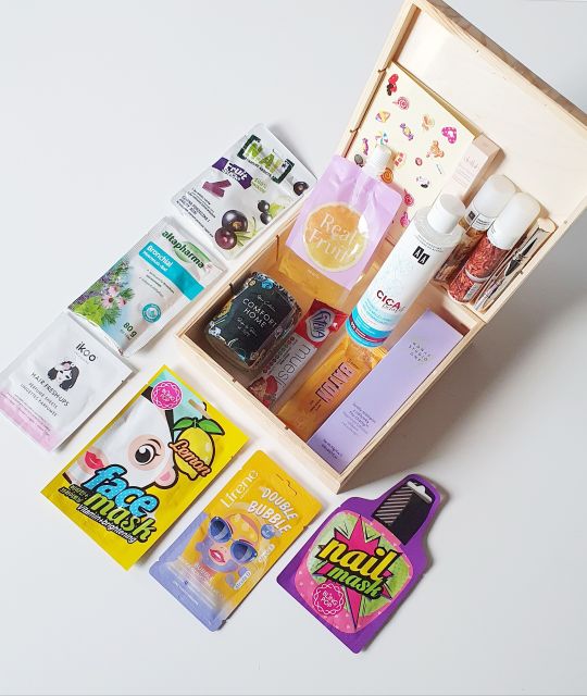 ✩ Kalendarz urodzinowy Clouders ✩