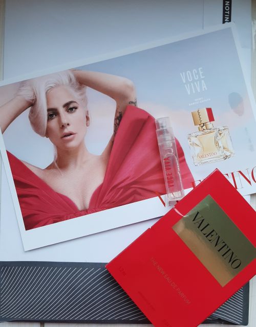 Valentino Woda perfumowana, Voce Viva EDP