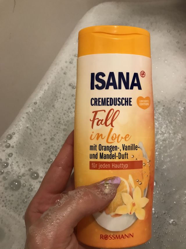 akcja denkowanie! grudzień - kosmetyki w świątecznych opakowaniach i świątecznych kolorach 🎄❄️⛄🎀🎁🎅