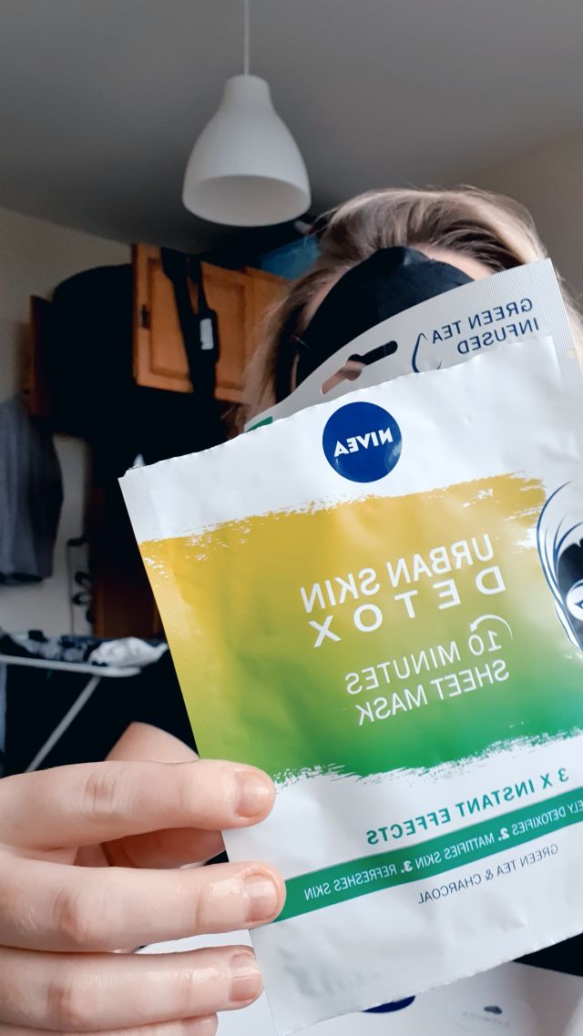 10 minutowa Detoxykująca maska w płaciebod NIVEA