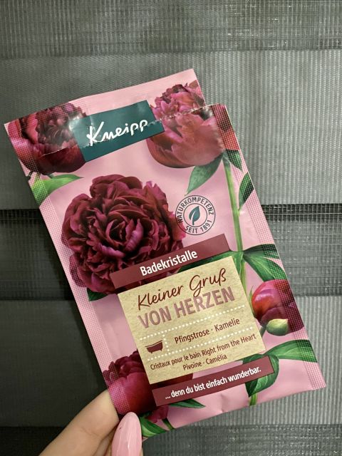 akcja denkowanie! grudzień - kosmetyki w świątecznych opakowaniach i świątecznych kolorach 🎄❄️⛄🎀🎁🎅