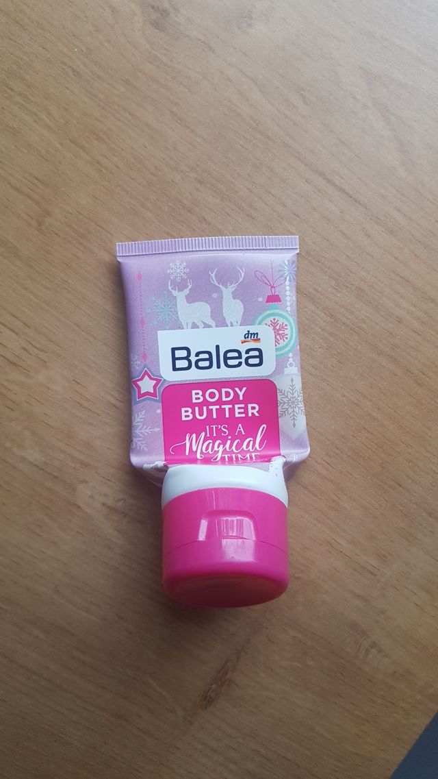 akcja denkowanie! grudzień - kosmetyki w świątecznych opakowaniach i świątecznych kolorach 🎄❄️⛄🎀🎁🎅