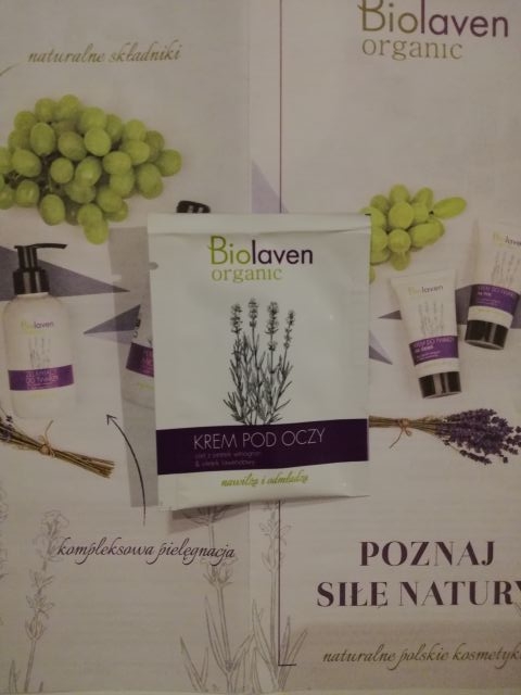 Krem pod oczy Biolaven nawilża i odmładza