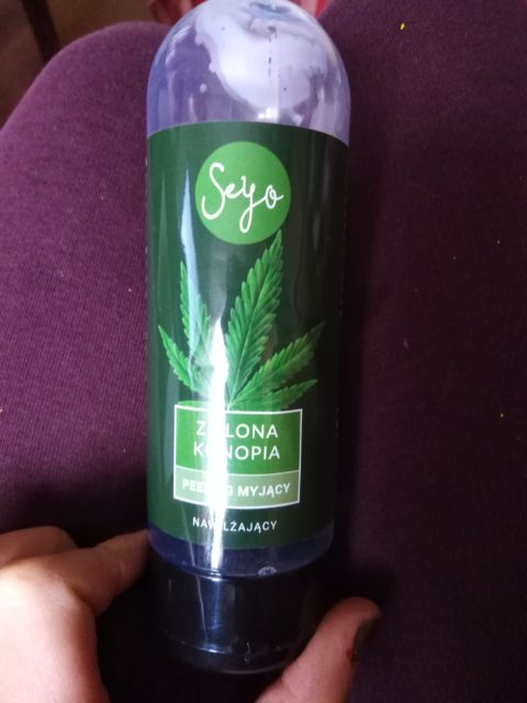 akcja denkowanie! grudzień - kosmetyki w świątecznych opakowaniach i świątecznych kolorach 🎄❄️⛄🎀🎁🎅