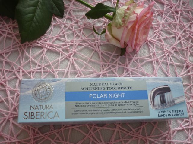 pasta do zębów polar night