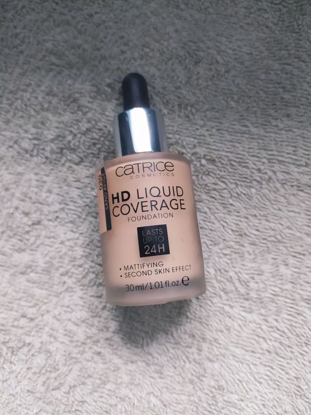 Catrice HD Liquid Coverage, Podkład do twarzy, nr 030 Sand Beige