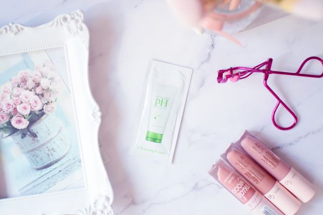 MISSHA Near Skin Ph Balancing, Delikatna pianka oczyszczająca