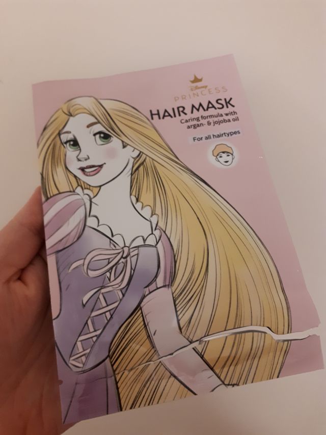 akcja denkowanie! grudzień - kosmetyki w świątecznych opakowaniach i świątecznych kolorach 🎄❄️⛄🎀🎁🎅