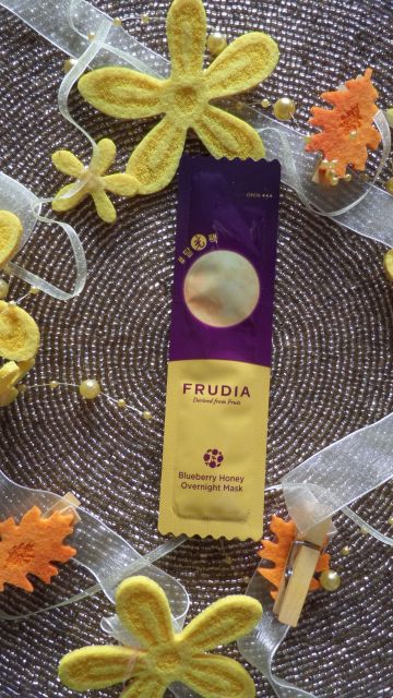 Frudia Maska do twarzy, Blueberry Honey, Overnight Mask, Nawilżająca, Całonocna, Jagody i miód