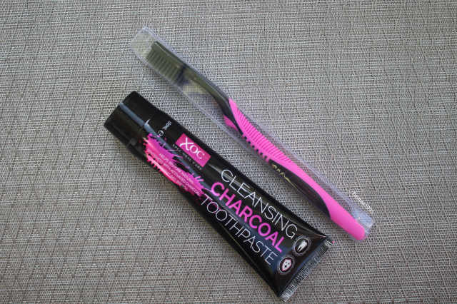 XOC Pasta do zębów, Węglowa, Cleansing Charcoal 