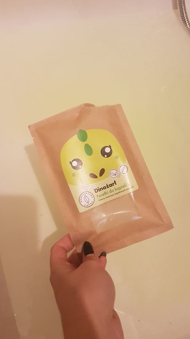 akcja denkowanie! grudzień - kosmetyki w świątecznych opakowaniach i świątecznych kolorach 🎄❄️⛄🎀🎁🎅