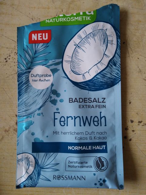 akcja denkowanie! grudzień - kosmetyki w świątecznych opakowaniach i świątecznych kolorach 🎄❄️⛄🎀🎁🎅