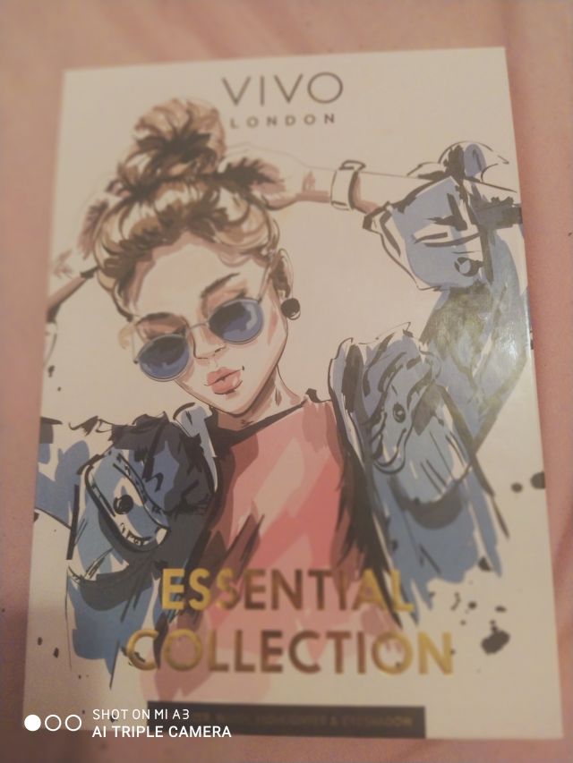 Vivo essential collection, paleta
