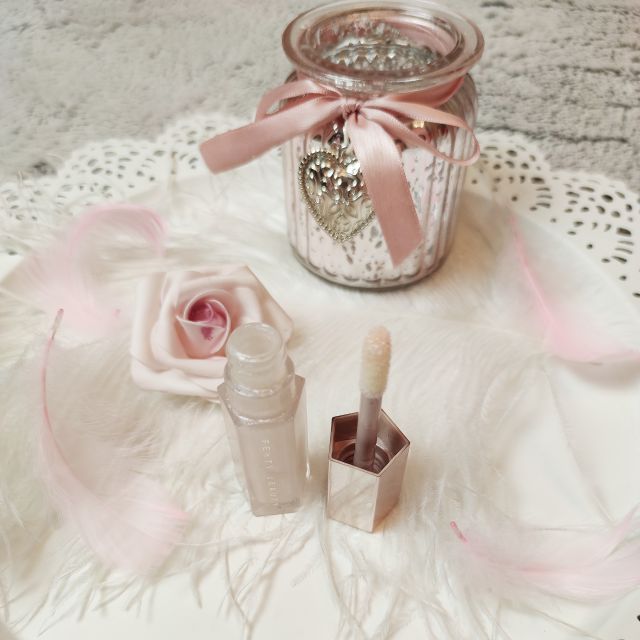 Fenty Beauty Gloss Bomb Universal Lip Luminizer, Błyszczyk do ust, Diamond Milk
