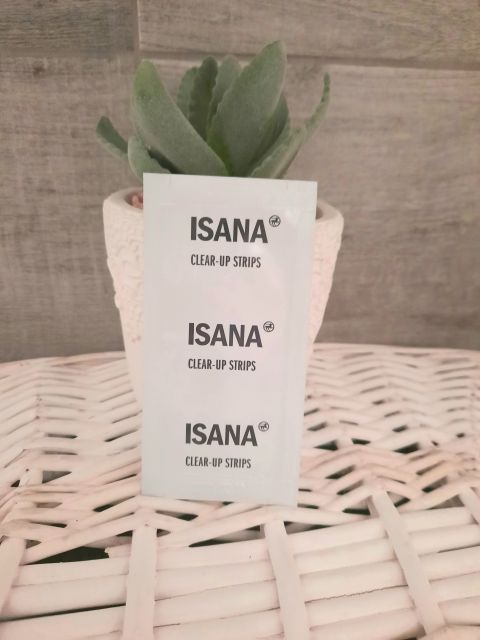 Isana Young, Antibacterial, Clear-Up Strips, Paski do twarzy, Oczyszczające