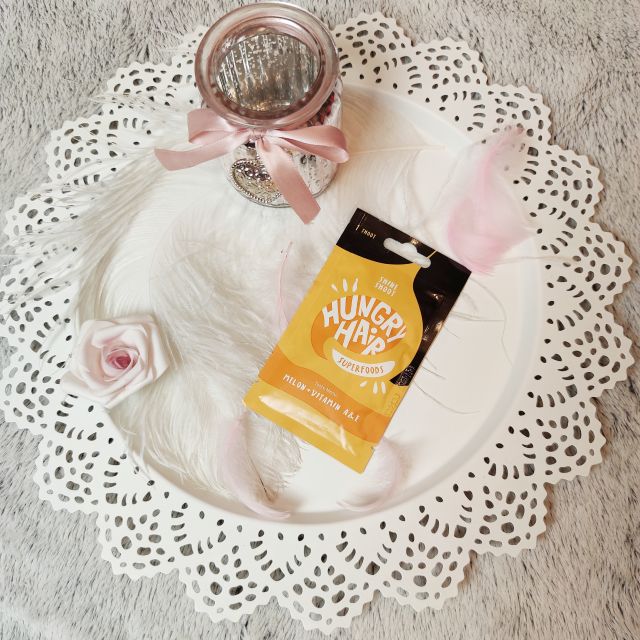 Hungry Hair Superfoods, Maska do włosów, Melon i witaminy A i E
