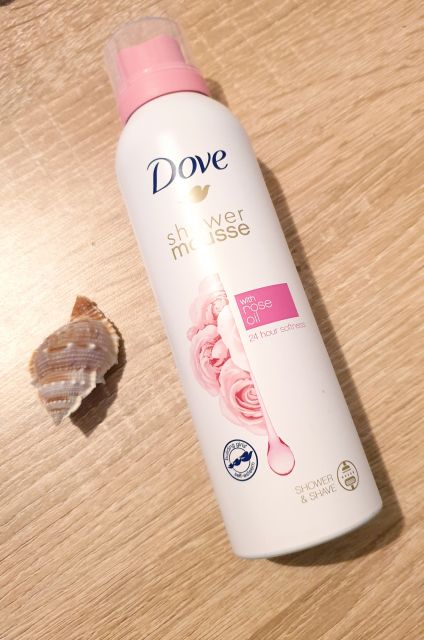 Dove Shower mousse, Pianka do golenia i pod prysznic, Rose oil