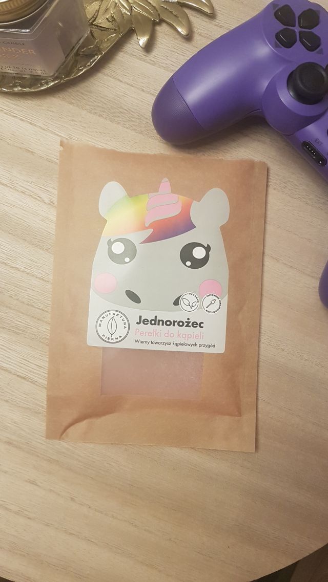 akcja denkowanie! grudzień - kosmetyki w świątecznych opakowaniach i świątecznych kolorach 🎄❄️⛄🎀🎁🎅