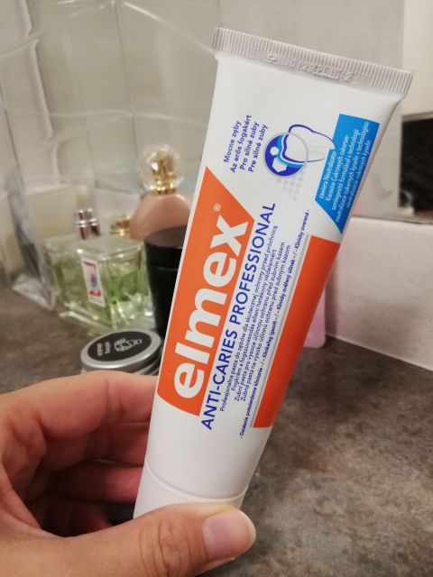 Pasta do zębów Elmex Anti-Caries Professional 