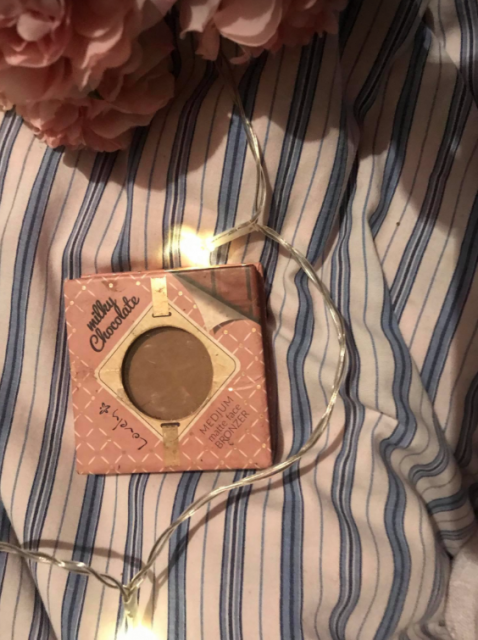 Lovely Milky Chocolate, Medium Matte Face Bronzer, Puder do twarzy, Matowy, Brązujący