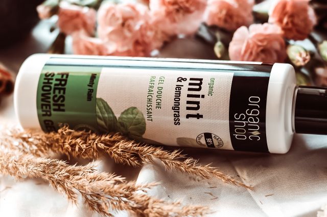 Organic Shop Żel pod prysznic, Mięta i trawa cytrynowa