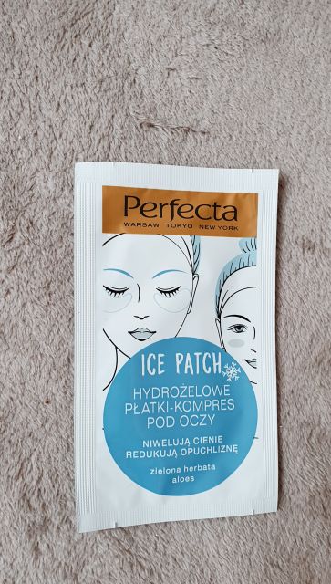 Chłodzące płatki pod oczy