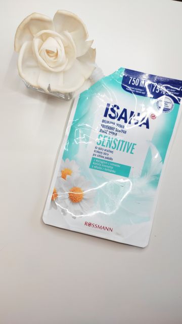 Isana mydło wpływu płynie do skóry wrażliwej