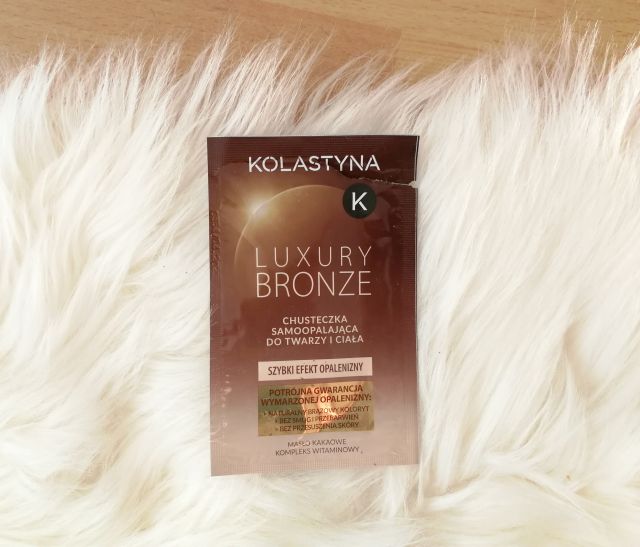 Kolastyna Luxury Bronze, Chusteczka samoopalająca do twarzy i ciała
