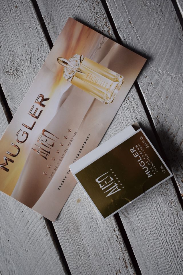 Mugler Woda toaletowa, Alien Goddess EDT