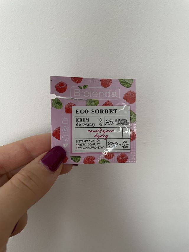 akcja denkowanie! grudzień - kosmetyki w świątecznych opakowaniach i świątecznych kolorach 🎄❄️⛄🎀🎁🎅