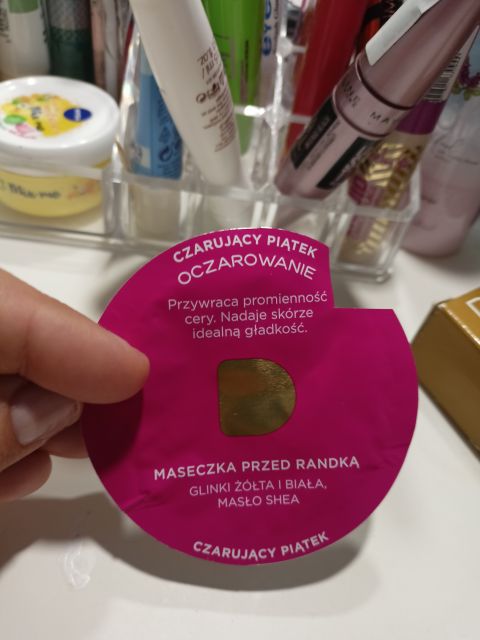 akcja denkowanie! grudzień - kosmetyki w świątecznych opakowaniach i świątecznych kolorach 🎄❄️⛄🎀🎁🎅