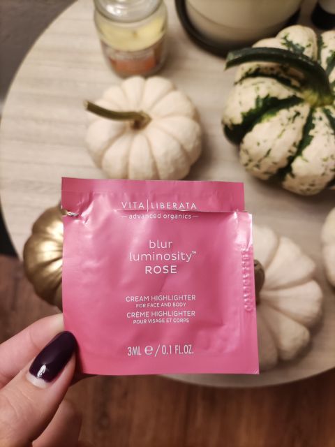 akcja denkowanie! grudzień - kosmetyki w świątecznych opakowaniach i świątecznych kolorach 🎄❄️⛄🎀🎁🎅